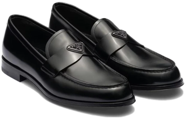 Prada Sepatu Loafers Kulit 'Kenyamanan Slip-On Hitam' 2DB205_055_F0002_F_C000 Order Prada Sepatu Loafers Kulit 'Kenyamanan Slip-On Hitam' 2DB205_055_F0002_F_C000