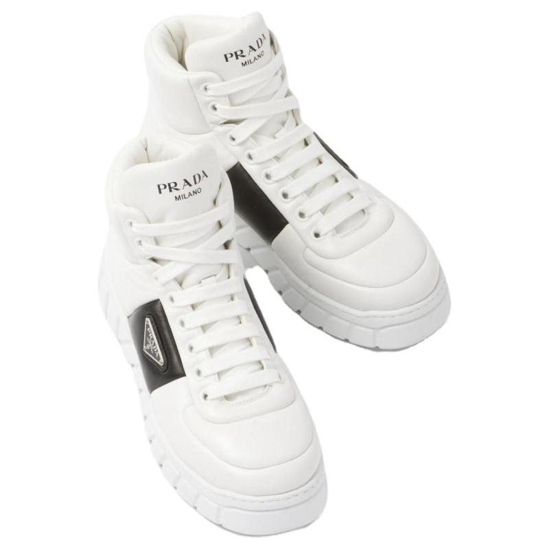 Prada Leather Logo Fashion Sneaker 'Black White' 圖 3