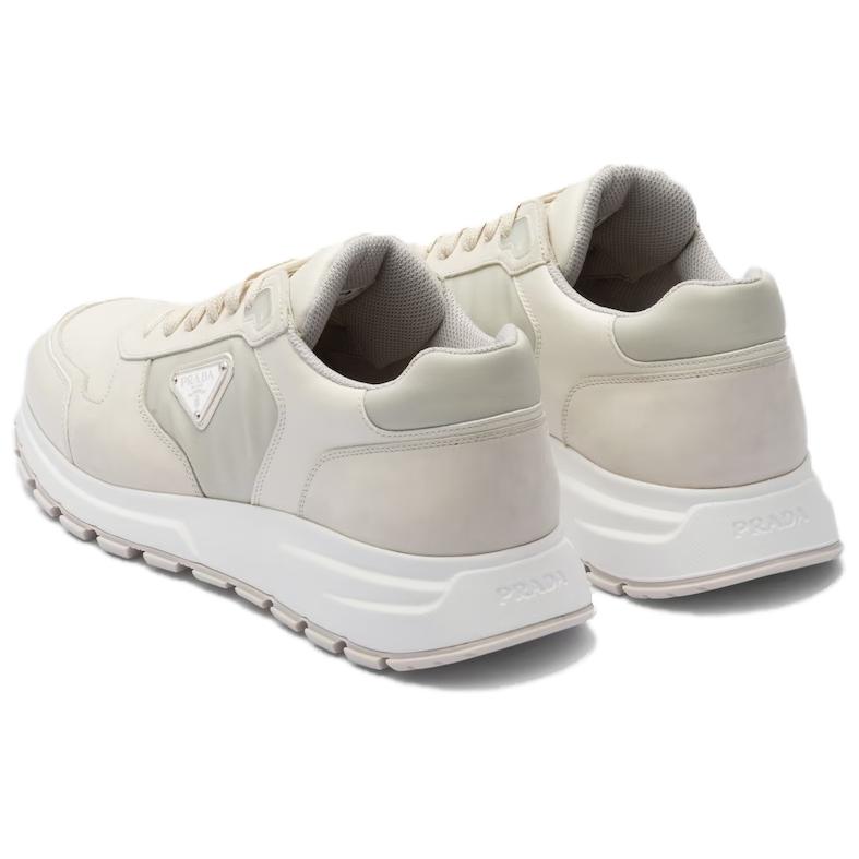 Purchase Prada Low-Top Kulit 'Casual Comfort Putih' 2EE390_3LBA_F0K74_F_G000