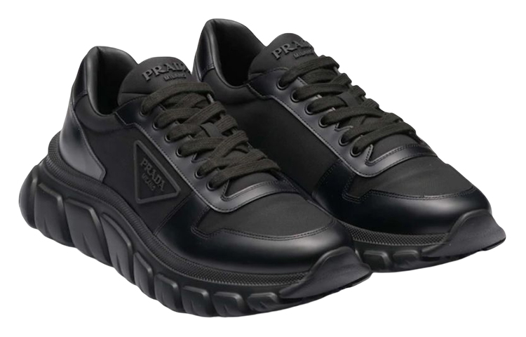 Lookbook PRADA 皮革 徽章 低筒 運動鞋 黑色