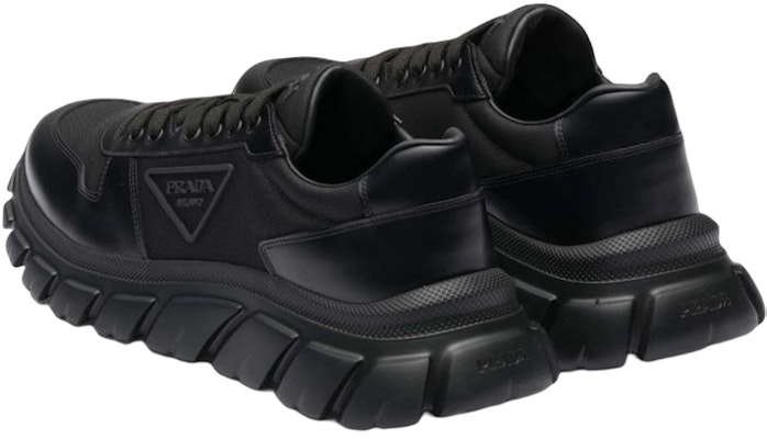 PRADA 皮革 徽章 低筒 運動鞋 黑色 Purchase PRADA 皮革 徽章 低筒 運動鞋 黑色