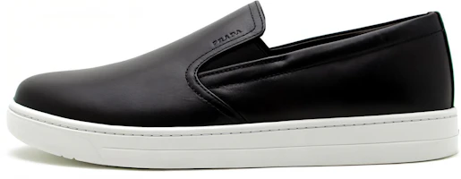Prada Leather Round-Toe Flat Low-Top Sneakers 'Black' 4D2733_3O9U_F0632 Prada Leather Round-Toe Flat Low-Top Sneakers 'Black' 4D2733_3O9U_F0632