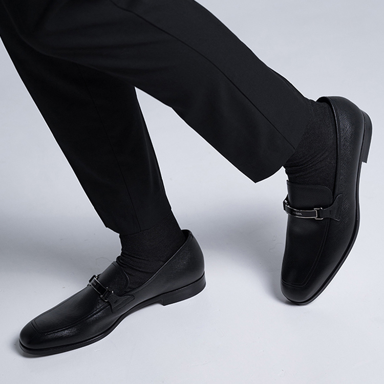 Prada Leather Slip-On 'Black' 圖 6