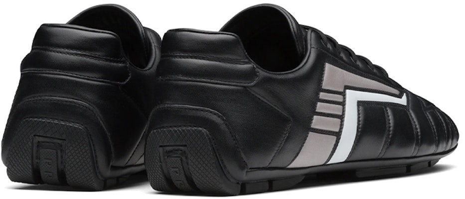 プラダ レザー スニーカー (ブラック) 2EG325_A21_F0700 Shop プラダ レザー スニーカー (ブラック) 2EG325_A21_F0700