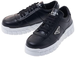 Sneakers Kulit Prada 'Hitam' 2EE378-3LJ6-F0632 Lookbook Sneakers Kulit Prada 'Hitam' 2EE378-3LJ6-F0632