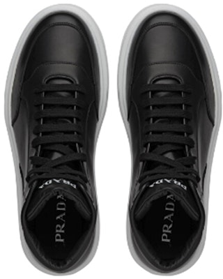 プラダ ロゴ マクロ レザー ハイ 黒 4T3454-3A6F-F0967 Lookbook プラダ ロゴ マクロ レザー ハイ 黒 4T3454-3A6F-F0967