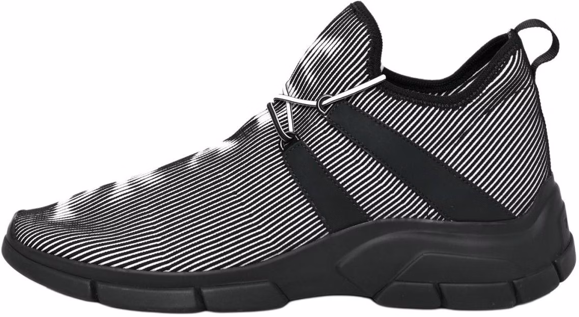 prada-logo-motif-sock-black-white