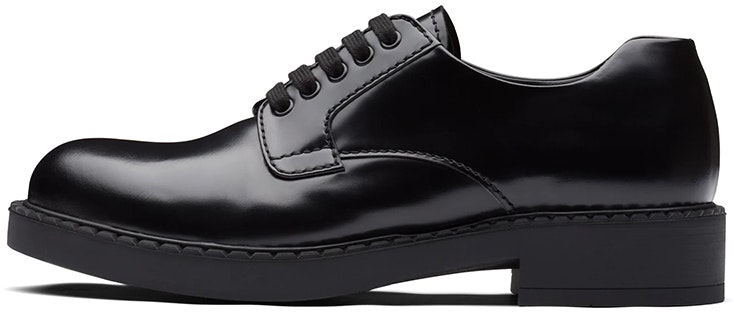 prada-matte-leather-lace-up-shoes-black-2-ee-345-p39-f0002