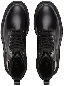 普拉达黑色尼龙绒面革皮靴 2UE011_3L09_F0002 Shop 普拉达黑色尼龙绒面革皮靴 2UE011_3L09_F0002