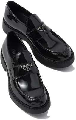 Prada Loafer Kulit Lak 'Hitam' 2DE127_069_F0002 Order Prada Loafer Kulit Lak 'Hitam' 2DE127_069_F0002