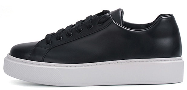 프라다 블랙 플랫폼 레더 스니커즈 4E3489_B4L_F0967 Buy 프라다 블랙 플랫폼 레더 스니커즈 4E3489_B4L_F0967