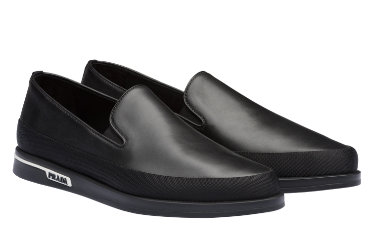 Prada Plume Calfskin Sneakers 'Black' 圖 2