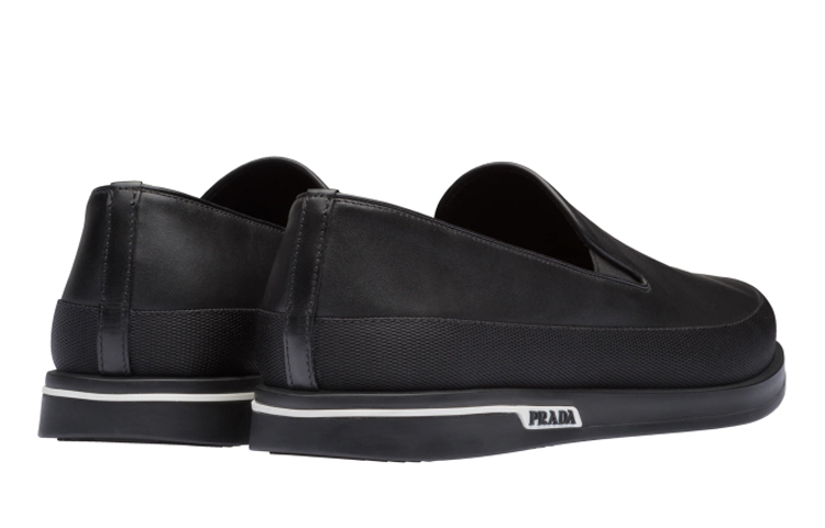 Prada Plume Calfskin Sneakers 'Black' 圖 4