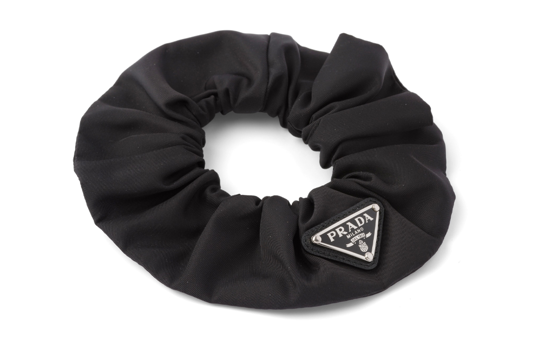 Lookbook PRADA Re-Nylon Black Hair Scrunchie Gender-Neutral Accessory 1IF015-2DMI-F0002