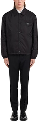 PRADA Re-Nylon FW21 黑色三角標扣式腰帶外套 男款 SGB737-1WQ9-F0002-S-202 Shop PRADA Re-Nylon FW21 黑色三角標扣式腰帶外套 男款 SGB737-1WQ9-F0002-S-202