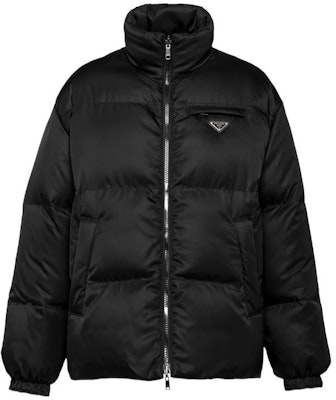 프라다 리나일론 FW22 리버시블 로고 스탠드 칼라 재킷 남성 블랙 SGC045-1WQ8-F0002-S-222 Buy 프라다 리나일론 FW22 리버시블 로고 스탠드 칼라 재킷 남성 블랙 SGC045-1WQ8-F0002-S-222