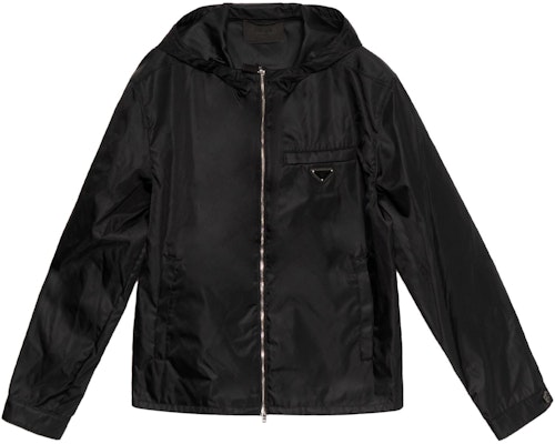 PRADA Re-Nylon SS22 Logo Hooded Waist Jacket Black SGB685-1WQ8-F0002-S-211 Lookbook PRADA Re-Nylon SS22 Logo Hooded Waist Jacket Black SGB685-1WQ8-F0002-S-211