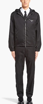 PRADA Re-Nylon SS22 Logo Hooded Waist Jacket Black SGB685-1WQ8-F0002-S-211 Purchase PRADA Re-Nylon SS22 Logo Hooded Waist Jacket Black SGB685-1WQ8-F0002-S-211