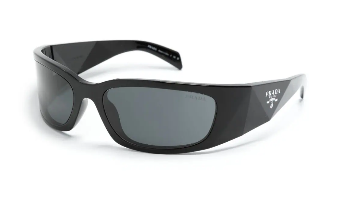 Buy Gafas de Sol PRADA Rectangulares Negras de Acetato con Logo para Hombre. 0PRA19S1AB5S0