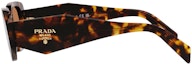 Shop PRADA Cermin Mata Rectangle Tortoiseshell Unisex Rekaan Pasangan dengan Logo Ukiran 0PR17WSFVAU2Z1
