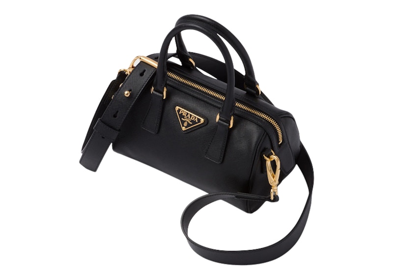 Order Tas Pegangan Atas Prada Saffiano Kulit Hitam