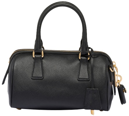 普拉達黑色Saffiano皮革手提包 Lookbook 普拉達黑色Saffiano皮革手提包