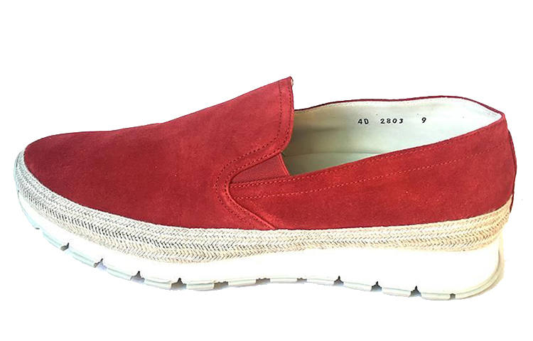 Prada Slip-On Low 'Red Velvet' 4D2803_054_F0056
