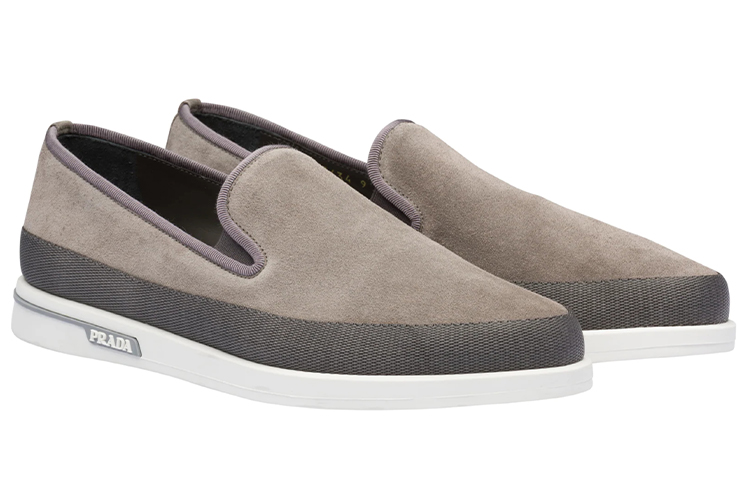 Order プラダスエードスリッポン（グレー） 4D3434_054_F073E