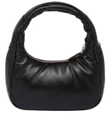 프라다 소프트 패딩 나파 미니백 (블랙)
Order 프라다 소프트 패딩 나파 미니백 (블랙)