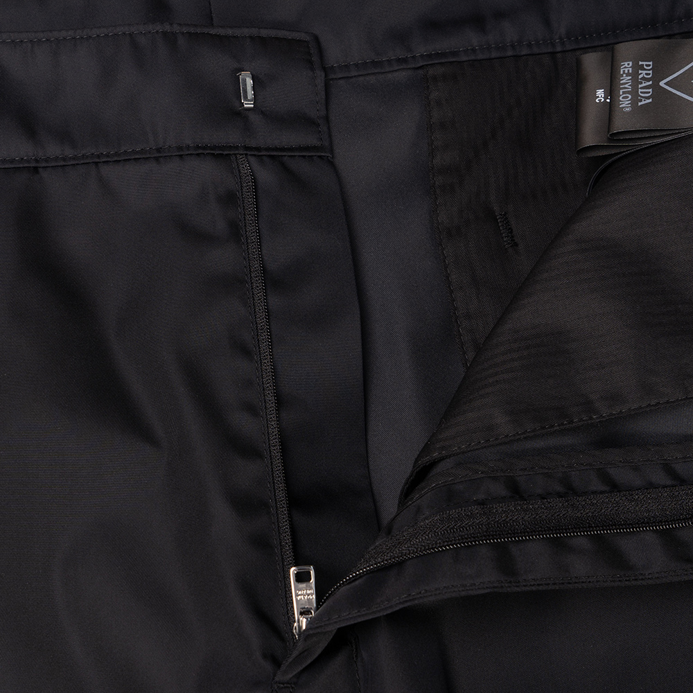 Cheap PRADA SS21 黑色中腰經典三角標誌短褲 SPG32-1WQ8-F0002