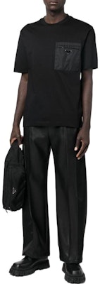 PRADA SS22 Black Crewneck Pocket T-Shirt Short Sleeve. UJN661-11CK-F0002-S-211 Shop PRADA SS22 Black Crewneck Pocket T-Shirt Short Sleeve. UJN661-11CK-F0002-S-211