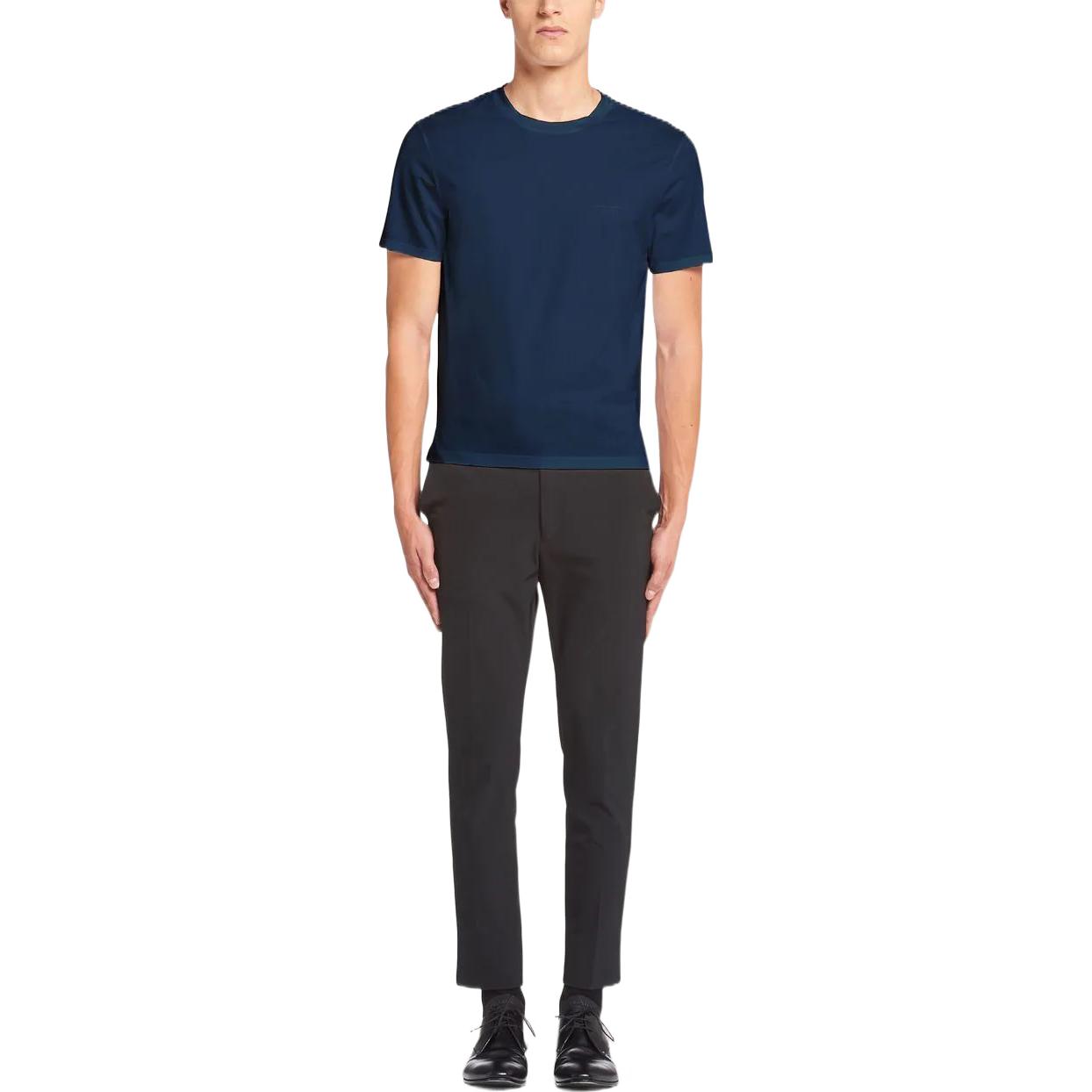 Lookbook PRADA SS22 藍色圓領T恤 素色設計與刺繡Logo UJN712-1YDP-F0124-S-211