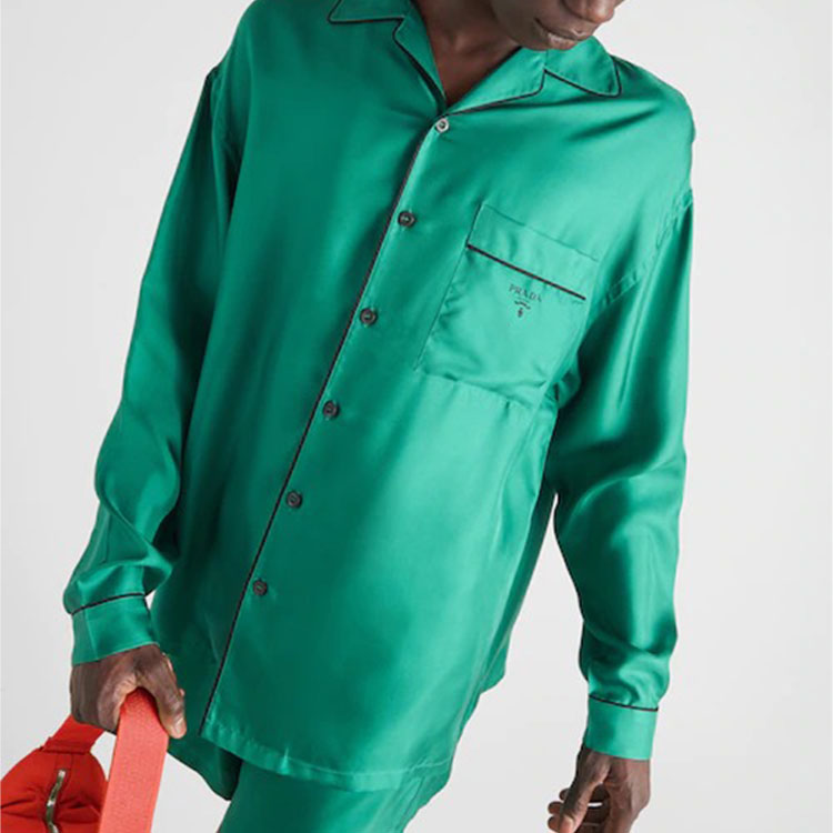 Purchase PRADA SS22 綠色長袖寬鬆防曬衫。 SC607-1QWC-F077U-S-221