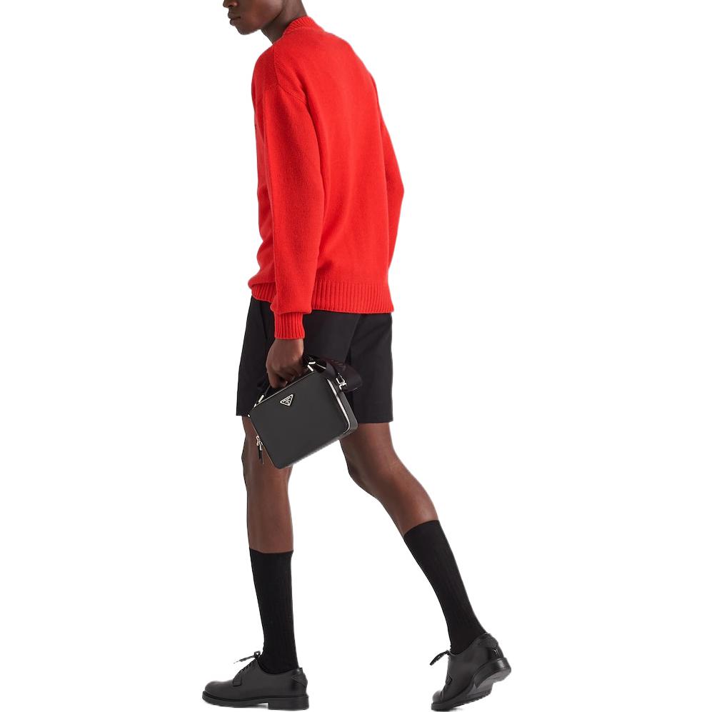 Shop プラダ SS22 赤 Vネック ロゴ ニット カーディガン セーター UMG132-102L-F0011-S-221