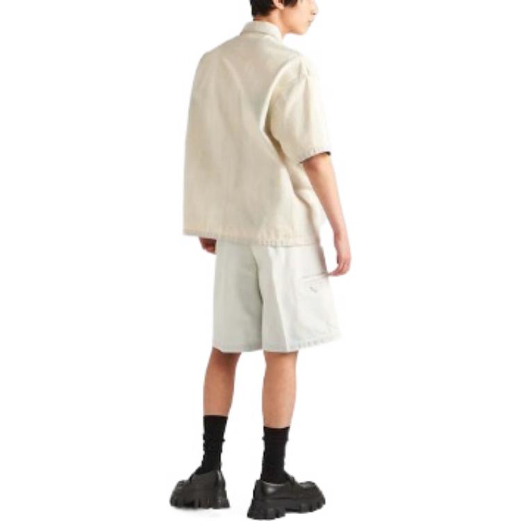 Shop 普拉达 SS22 白色宽松直筒牛仔短裤 GEP338-10ID-F01BR-S-212