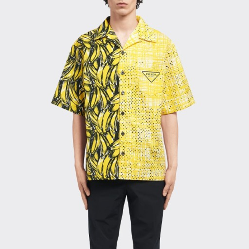 Shop PRADA SS22 黃色拼接印花防曬短袖寬鬆襯衫 UCS406-1ZVH-F0010-S-212