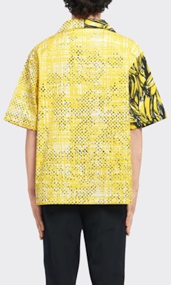 PRADA SS22 黃色拼接印花防曬短袖寬鬆襯衫 UCS406-1ZVH-F0010-S-212 Purchase PRADA SS22 黃色拼接印花防曬短袖寬鬆襯衫 UCS406-1ZVH-F0010-S-212