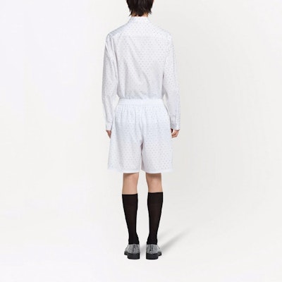 PRADA SS22 Seluar Pendek Kristal Elastik Putih Lelaki SPH189S2211LZC-F0009 Shop PRADA SS22 Seluar Pendek Kristal Elastik Putih Lelaki SPH189S2211LZC-F0009