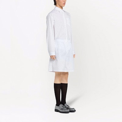 PRADA SS22 Seluar Pendek Kristal Elastik Putih Lelaki SPH189S2211LZC-F0009 Purchase PRADA SS22 Seluar Pendek Kristal Elastik Putih Lelaki SPH189S2211LZC-F0009