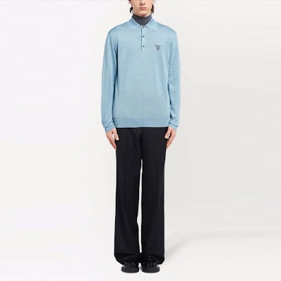 Prada SS22 Baju Polo Lengan Panjang Rajut Biru Koleksi Musim Luruh UMB284S2211Z4Q-F0012 Lookbook Prada SS22 Baju Polo Lengan Panjang Rajut Biru Koleksi Musim Luruh UMB284S2211Z4Q-F0012