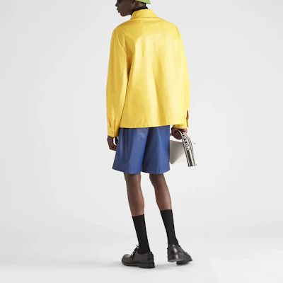 普拉达 SS22 男士高腰宽松短裤 深紫蓝色 UPP224-1WDV-F0016 Shop 普拉达 SS22 男士高腰宽松短裤 深紫蓝色 UPP224-1WDV-F0016