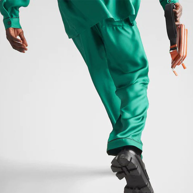 Purchase 普拉达SS22简约字母Logo直筒宽松长裤翡翠绿男款。 SPH206-1QWC-F077U-S-221