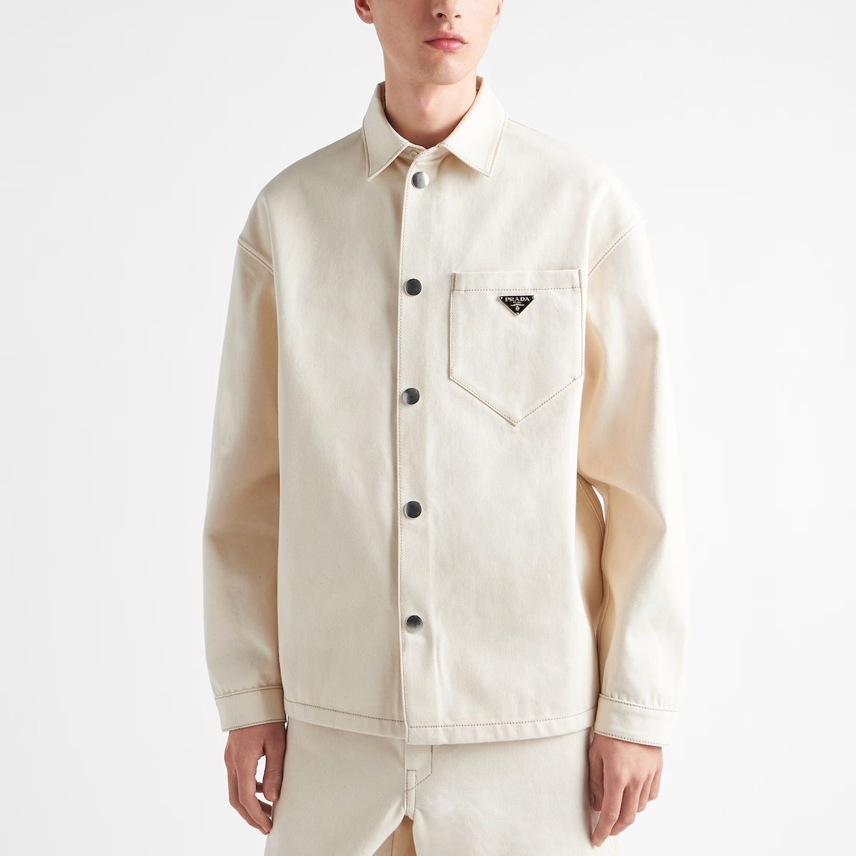 Lookbook PRADA 2023春夏 超大標誌單排扣襯衫 米白色 GEC066-12CD-F0F4Q-S-212