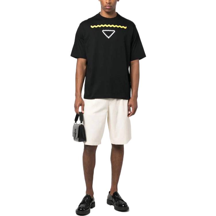 Details for PRADA SS23 三角標誌印花黑色休閒T恤 時尚款式。 UJN847-12VV-F0002-S-231