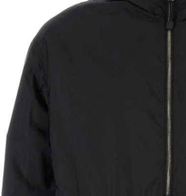 프라다 SS24 블랙 로고 하프집 긴팔 재킷. SGC534-1WQ9-F0002-S-OOO Sizing 프라다 SS24 블랙 로고 하프집 긴팔 재킷. SGC534-1WQ9-F0002-S-OOO