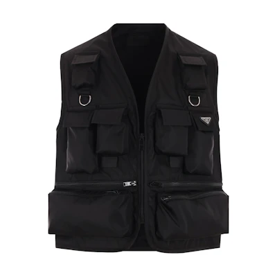 PRADA SS24 Black V-Neck Zip Vest with Logo Patch Pocket. SGC499-1WQ8-F0002-S-OOO