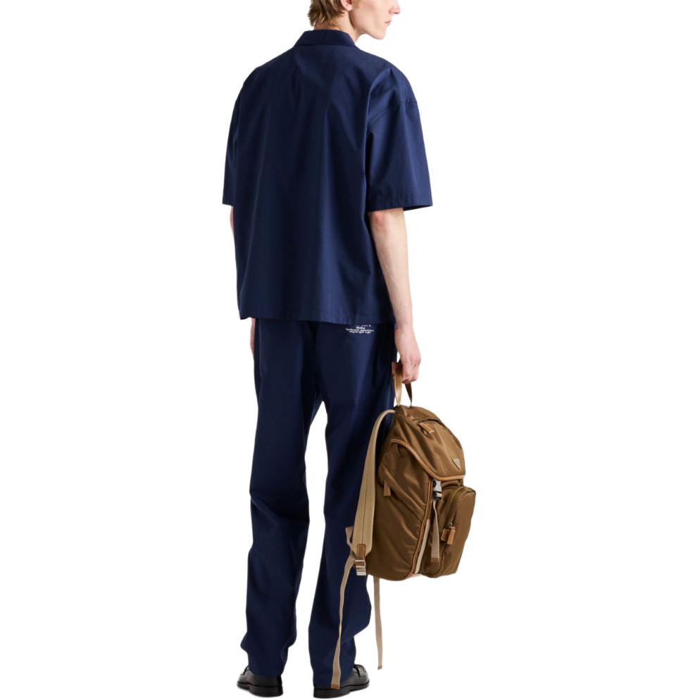 Shop 프라다 SS24 블루 로고 프린트 반팔 지퍼 셔츠. SC781-1480-F0216-S-OOO