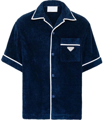 PRADA SS24 男士徽标海军蓝单排扣直筒短袖衬衫 SC559-1ZR3-F0008-S-212 Buy PRADA SS24 男士徽标海军蓝单排扣直筒短袖衬衫 SC559-1ZR3-F0008-S-212