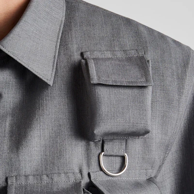 Prada SS24 修身單排扣口袋長袖外套 灰色 UGI267-1P3Z-F0031-S-AAO Sizing Prada SS24 修身單排扣口袋長袖外套 灰色 UGI267-1P3Z-F0031-S-AAO