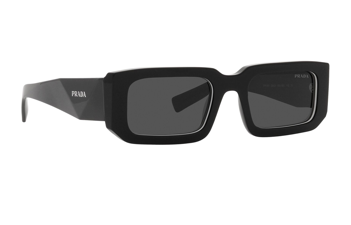 Shop 프라다 스타일리시 사각 선글라스 엠보 로고 유니섹스 커플 디자인. PR-06YS09Q5S0
